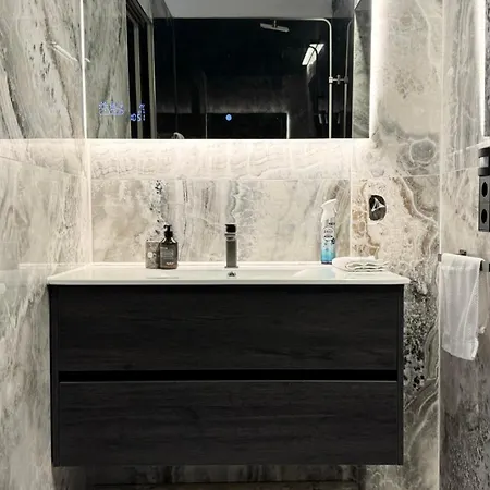Luxusapartment Im Herzen Muenchens Fuer 1-4 Personen Apartmán *
