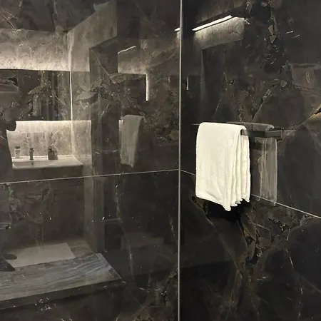 Luxusapartment Im Herzen Muenchens Fuer 1-4 Personen *